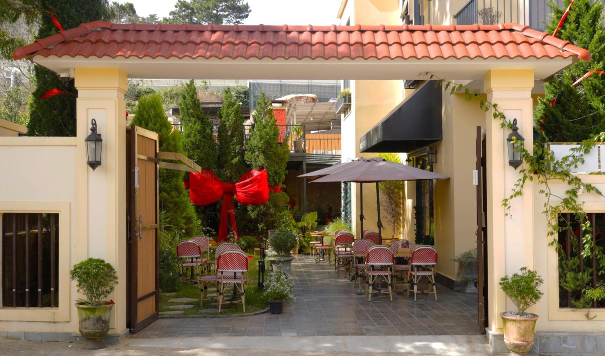 Hotel De Da Phu Dalat Exteriör bild